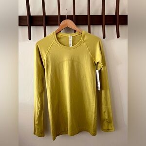 NWT Lululemon Sz 6 Swiftly Tech Long-Sleeve Shirt 2.0 in Yellow Pear
